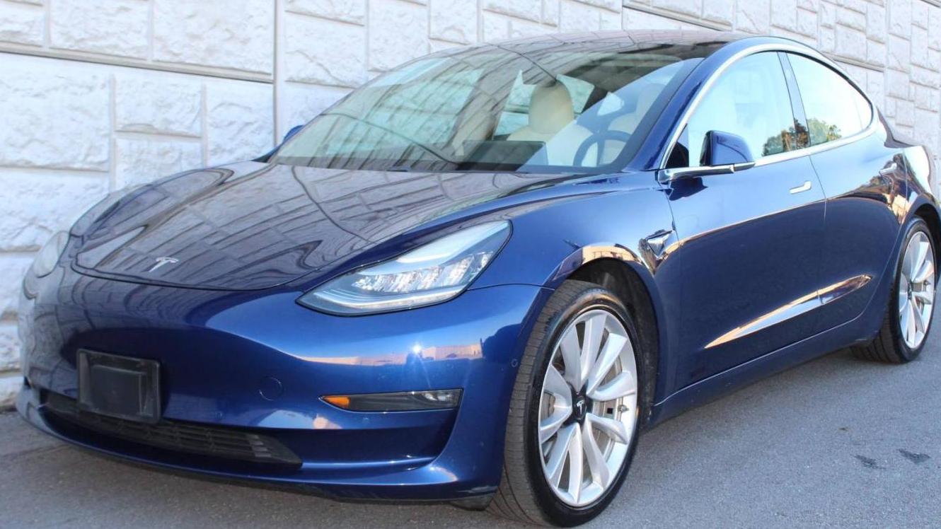 TESLA MODEL 3 2018 5YJ3E1EB4JF147715 image